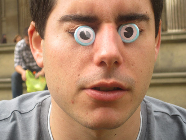 Idol Eyes badges