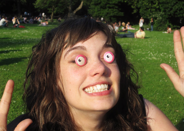 Idol Eyes badges