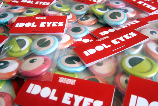 Idol Eyes Badge Pack Mascot Eyes badge pack